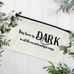 POCHETTE COTON "THIS LOVE IS DARK"